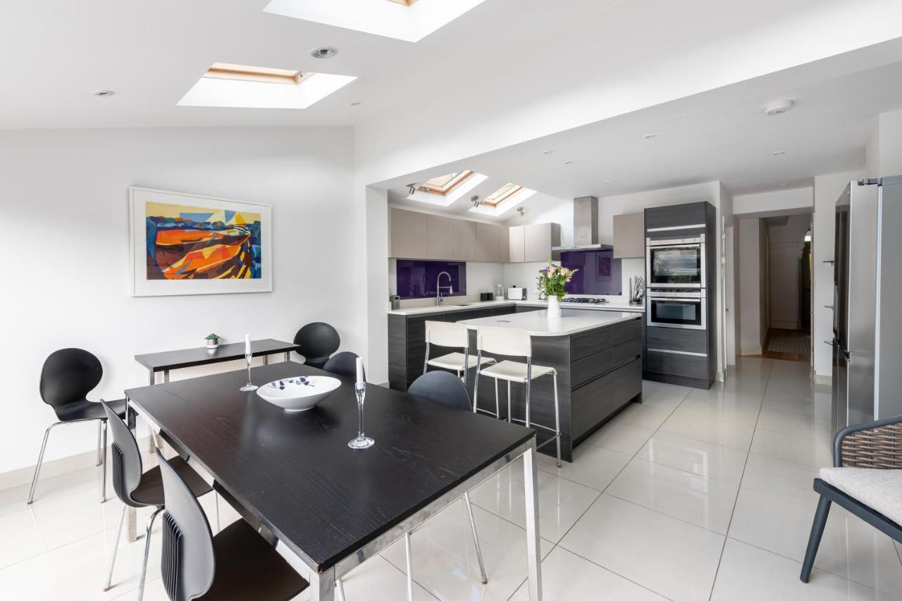 Fabulous House - Only 10 Minutes Walk To Roman Baths Ngoại thất bức ảnh